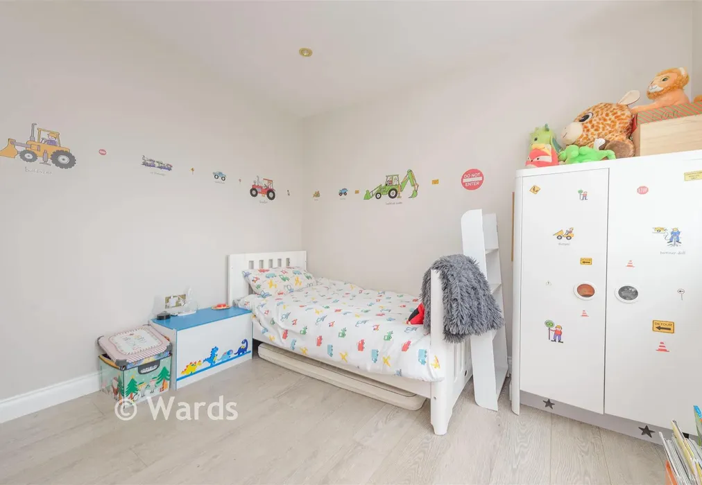 Bedroom 4 - Taylors Lane, Trottiscliffe, West Malling, Kent - Wards of Kent