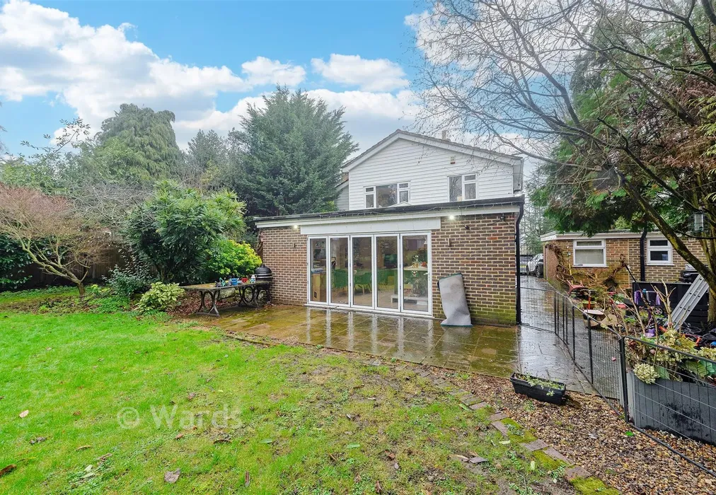 Rear Elevation - Taylors Lane, Trottiscliffe, West Malling, Kent - Wards of Kent