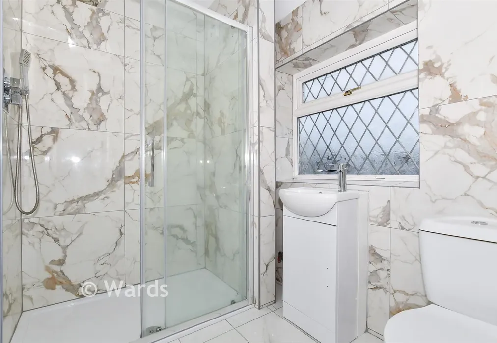 Jack And Jill Shower Room - Plains Avenue, Maidstone, Kent - Wards of Kent