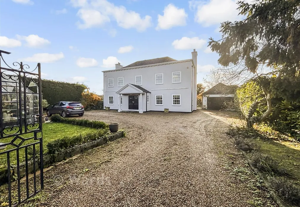 Front - London Road, West Kingsdown, Sevenoaks, Kent - Wards of Kent