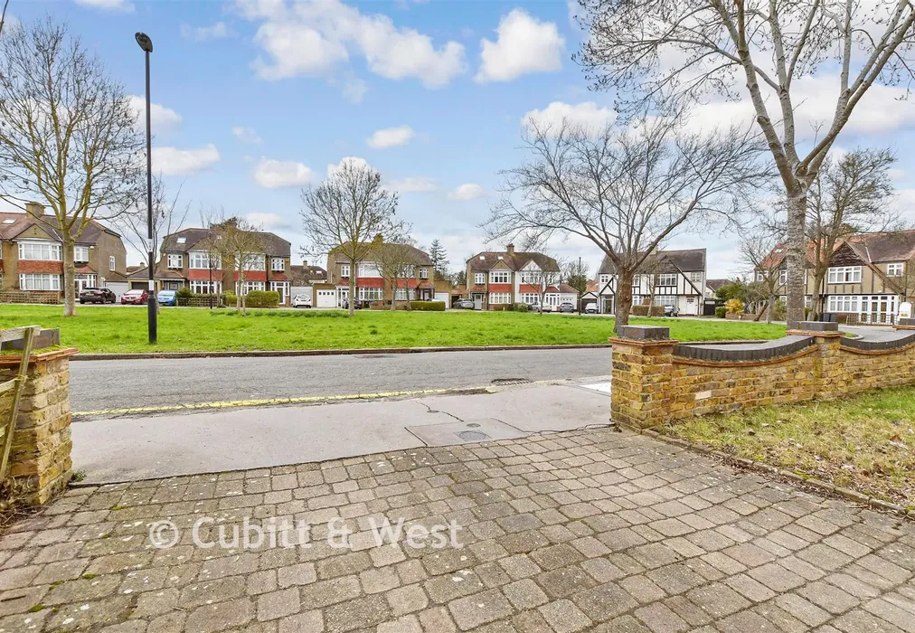 Driveway/Parking - Greencourt Gardens, Croydon, Surrey - Wards of Kent