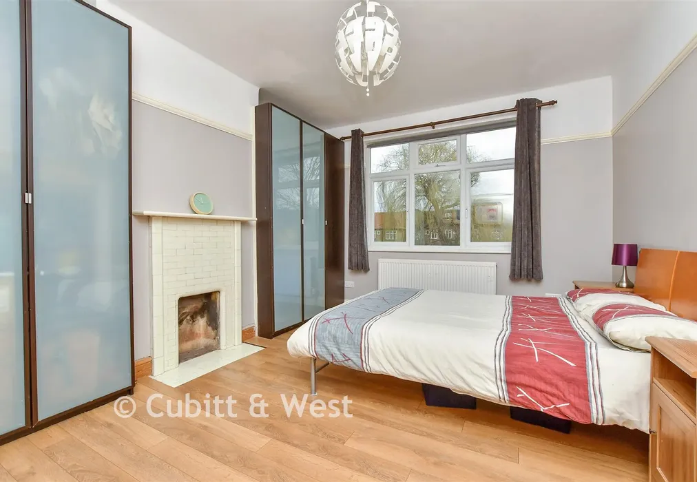 Bedroom 2 - Greencourt Gardens, Croydon, Surrey - Wards of Kent