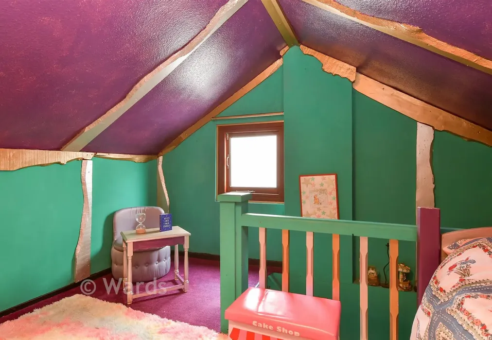Loft Room - St. John's Road, Faversham, Kent - Wards of Kent