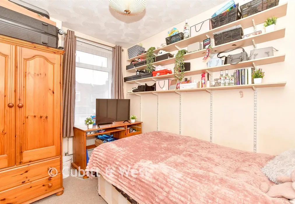 Bedroom 3 - Eton Road, Southsea, Hampshire - Wards of Kent