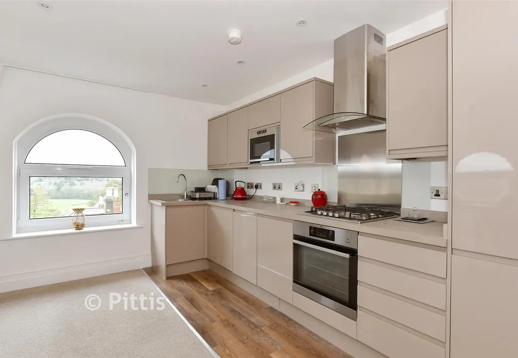 Kitchen/ Living Room - Main Road, Havenstreet, Isle of Wight - Wards of Kent