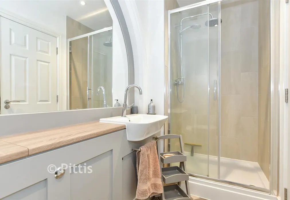 Shower Room - Main Road, Havenstreet, Isle of Wight - Wards of Kent