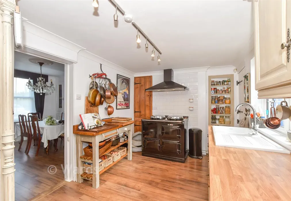 Kitchen/Diner - London Road, Faversham, Kent - Wards of Kent