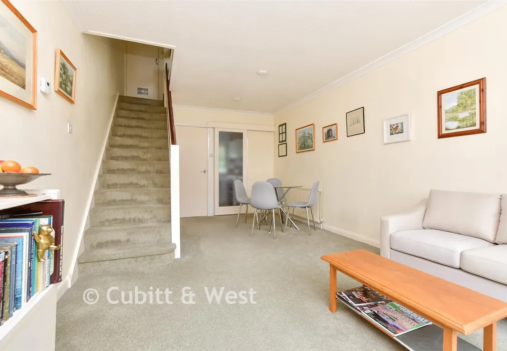 Lounge/Diner - Walton On The Hill, Walton-On-The-Hill, Tadworth, Surrey - Wards of Kent
