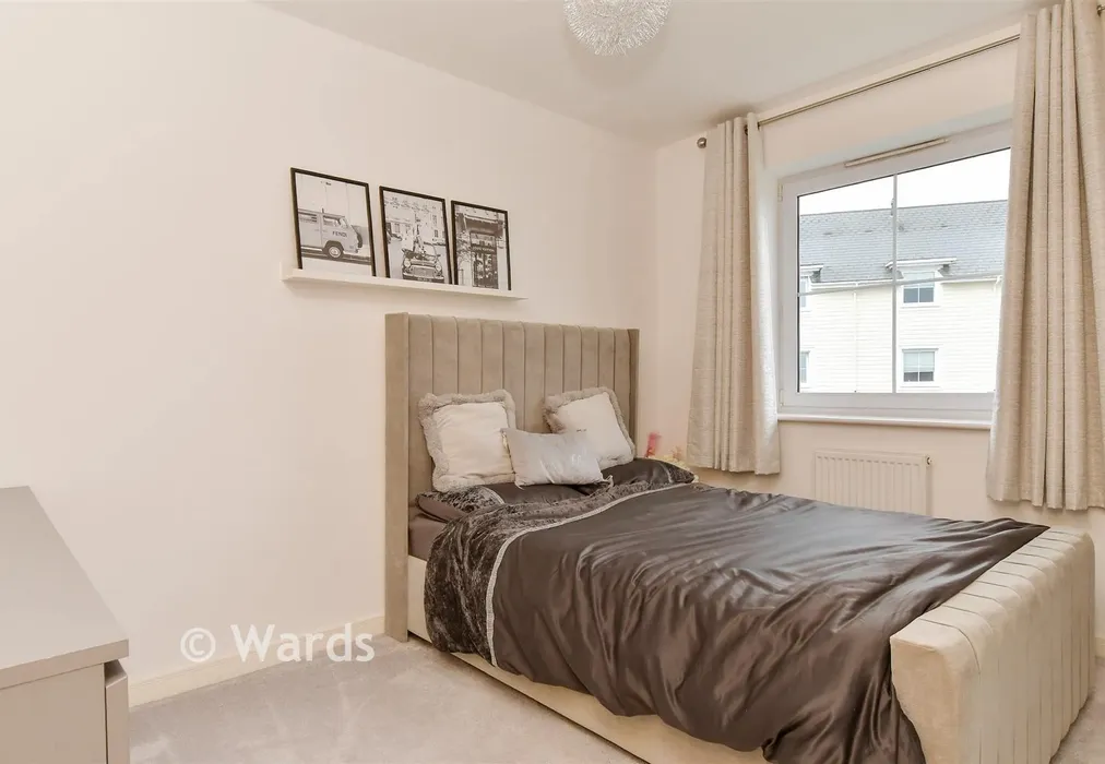 Bathroom - Berry Drive, Holborough Lakes, Snodland, Kent - Wards of Kent
