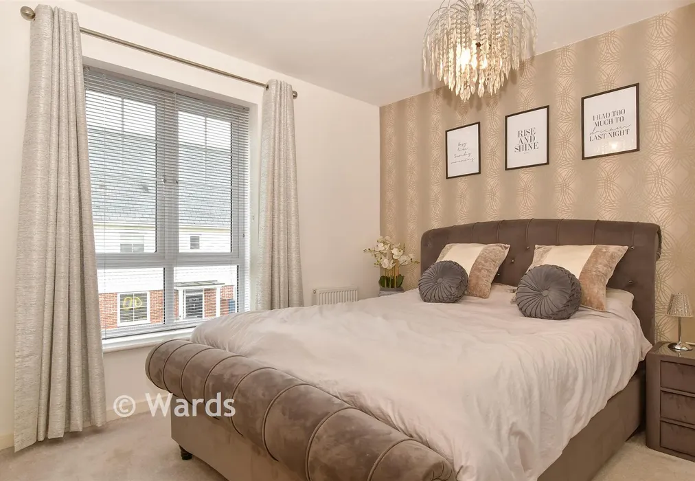 Bedroom 1 - Berry Drive, Holborough Lakes, Snodland, Kent - Wards of Kent