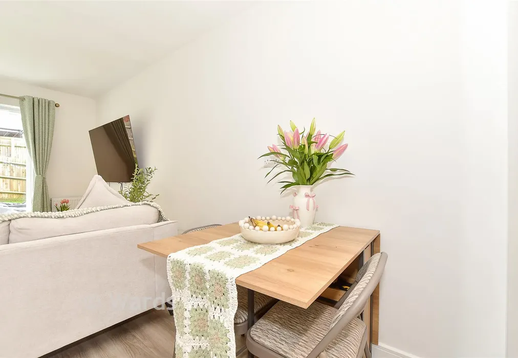 Lounge/ Kitchen/ Dining Area - Coppice Close, Tunbridge Wells, Kent - Wards of Kent