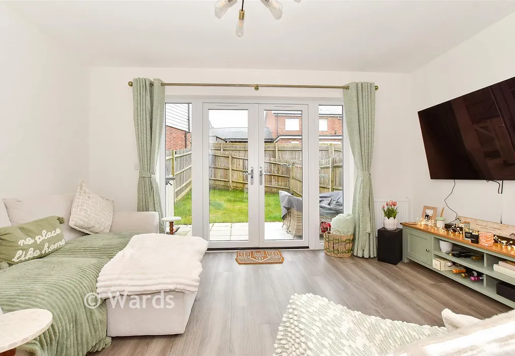 Lounge/ Kitchen/ Dining Area - Coppice Close, Tunbridge Wells, Kent - Wards of Kent