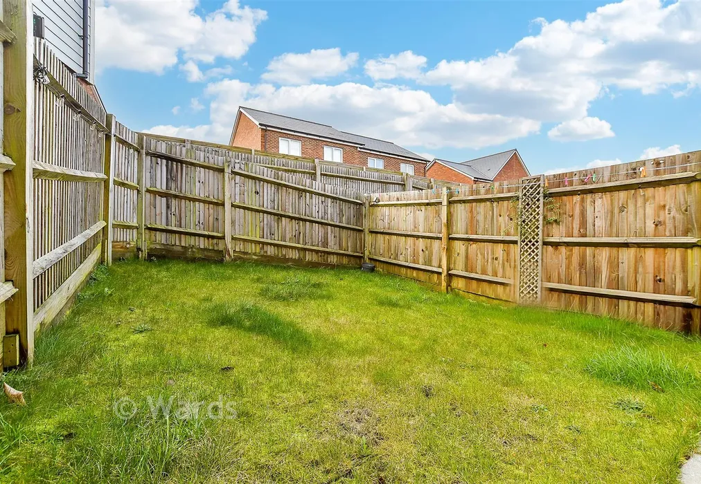 Rear Garden - Coppice Close, Tunbridge Wells, Kent - Wards of Kent