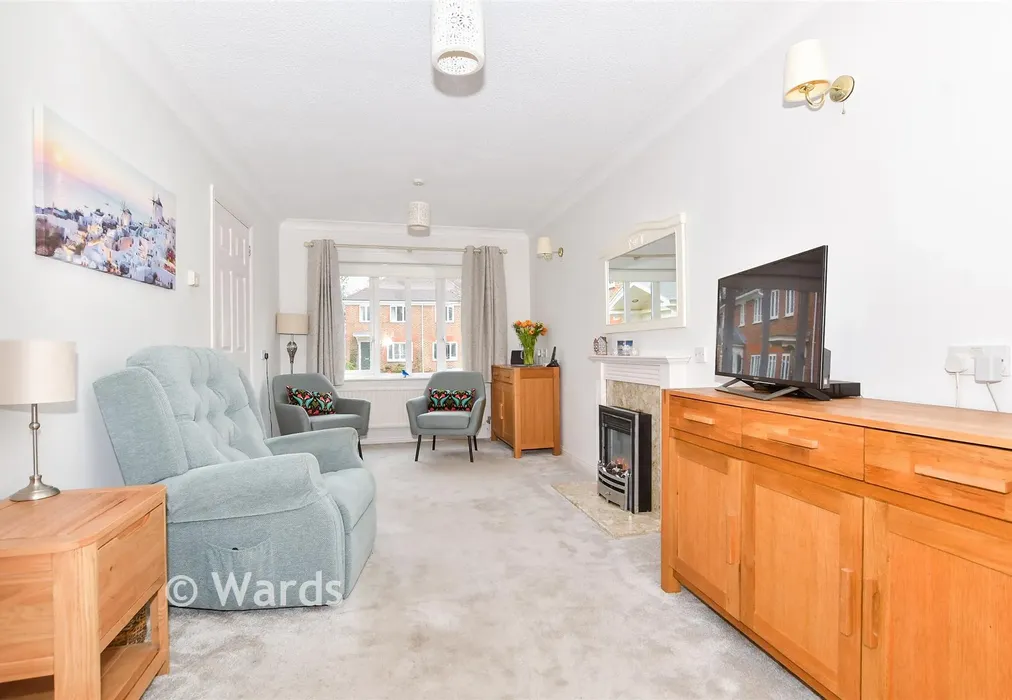 Lounge - Nevill Court, West Malling, Kent - Wards of Kent