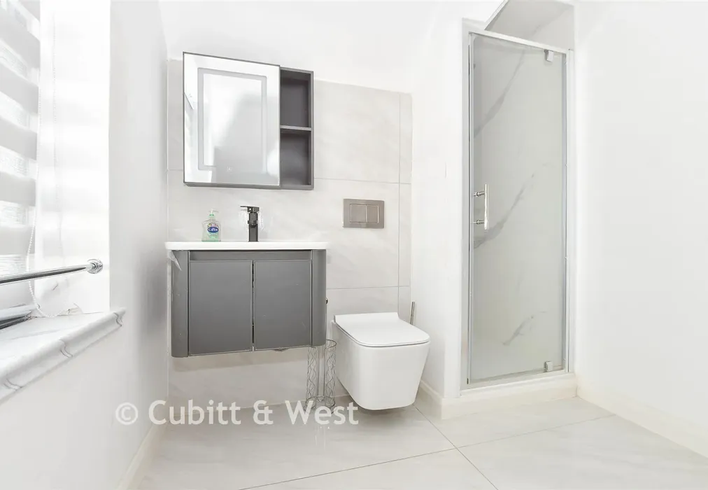 Shower Room - Whitehill Road, Crowborough, East Sussex - Wards of Kent
