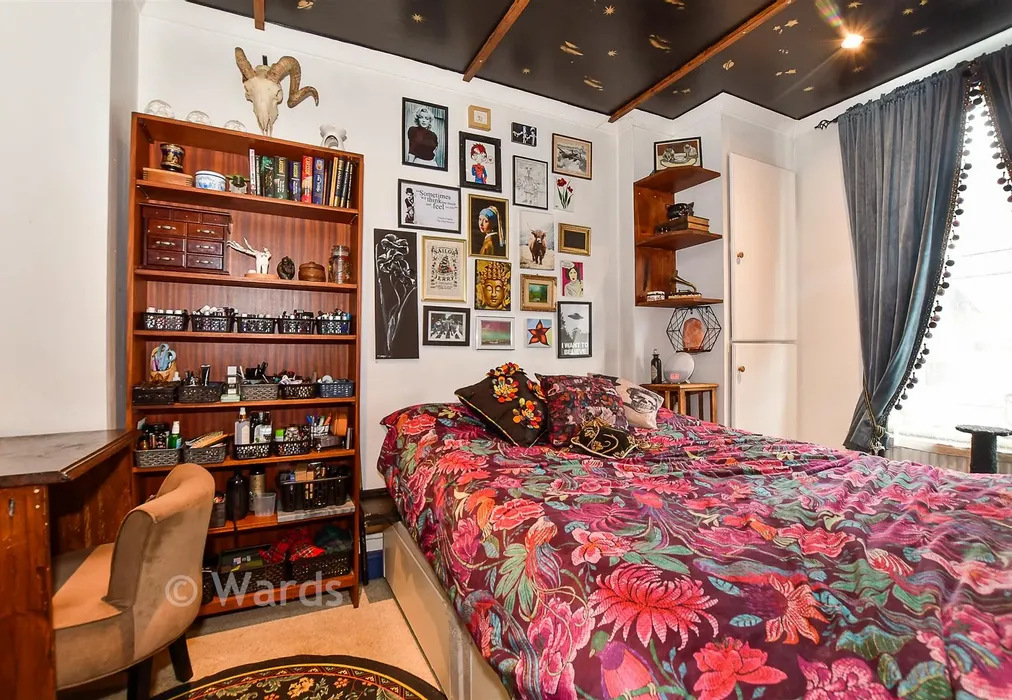 Bedroom - Clifton Road, Tunbridge Wells, Kent - Wards of Kent