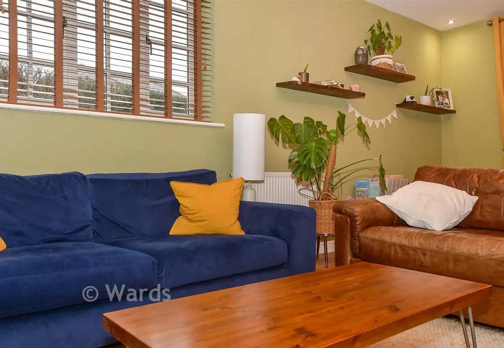 Internal Lifestyle Photograph - Three Fields Road, Tenterden, Kent - Wards of Kent