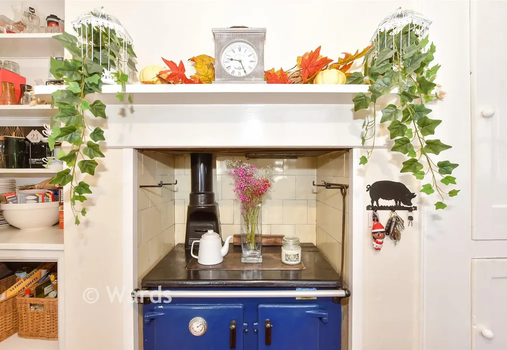 Internal Lifestyle Photograph - Priory Grove, Dover, Kent - Wards of Kent