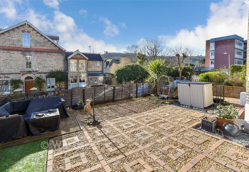 Front Garden - Priory Grove, Dover, Kent - Wards of Kent