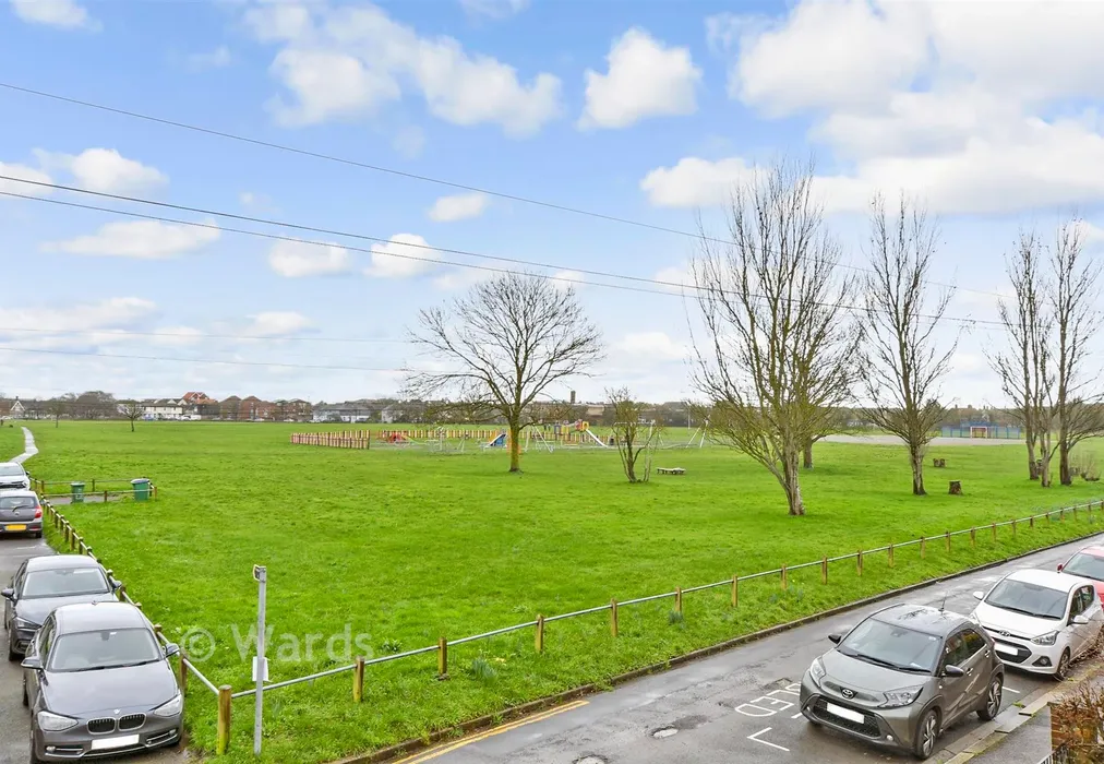 Views To Front - St. Nicholas Road, Hythe, Kent - Wards of Kent