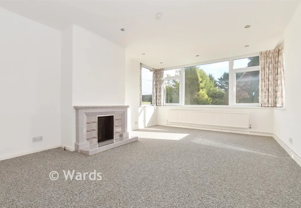 Lounge - The Street, Sholden, Deal, Kent - Wards of Kent