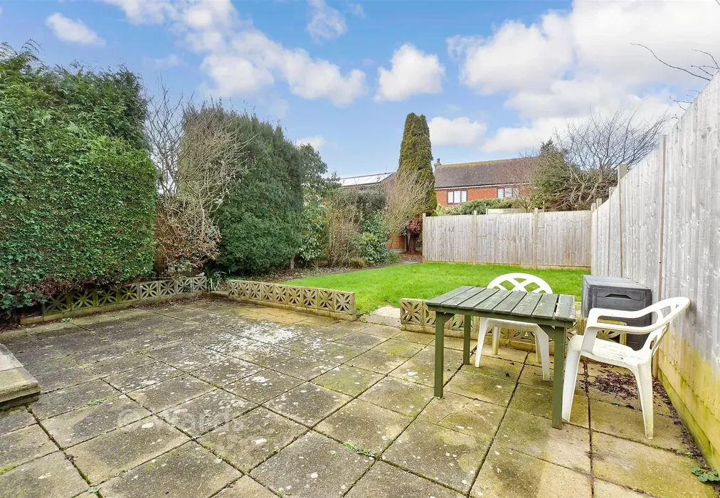 Rear Garden - The Street, Sholden, Deal, Kent - Wards of Kent