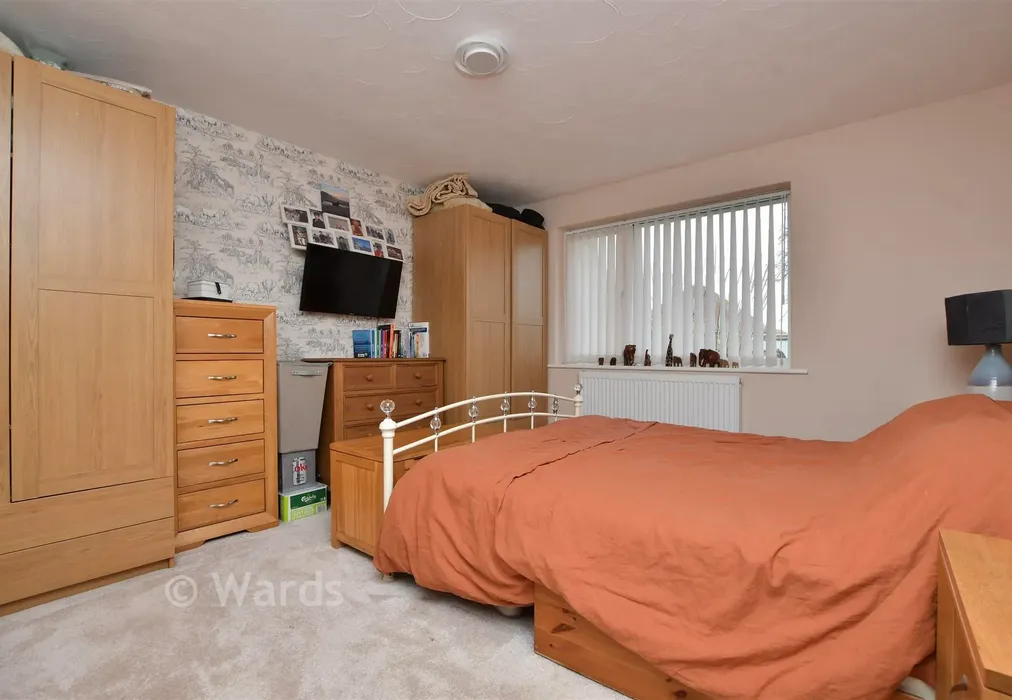 Bedroom 1 - King Edward Road, Birchington, Kent - Wards of Kent