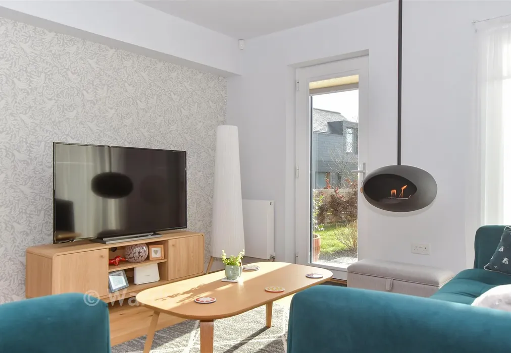 Internal Lifestyle Photograph - Hernhill, Faversham, Kent - Wards of Kent