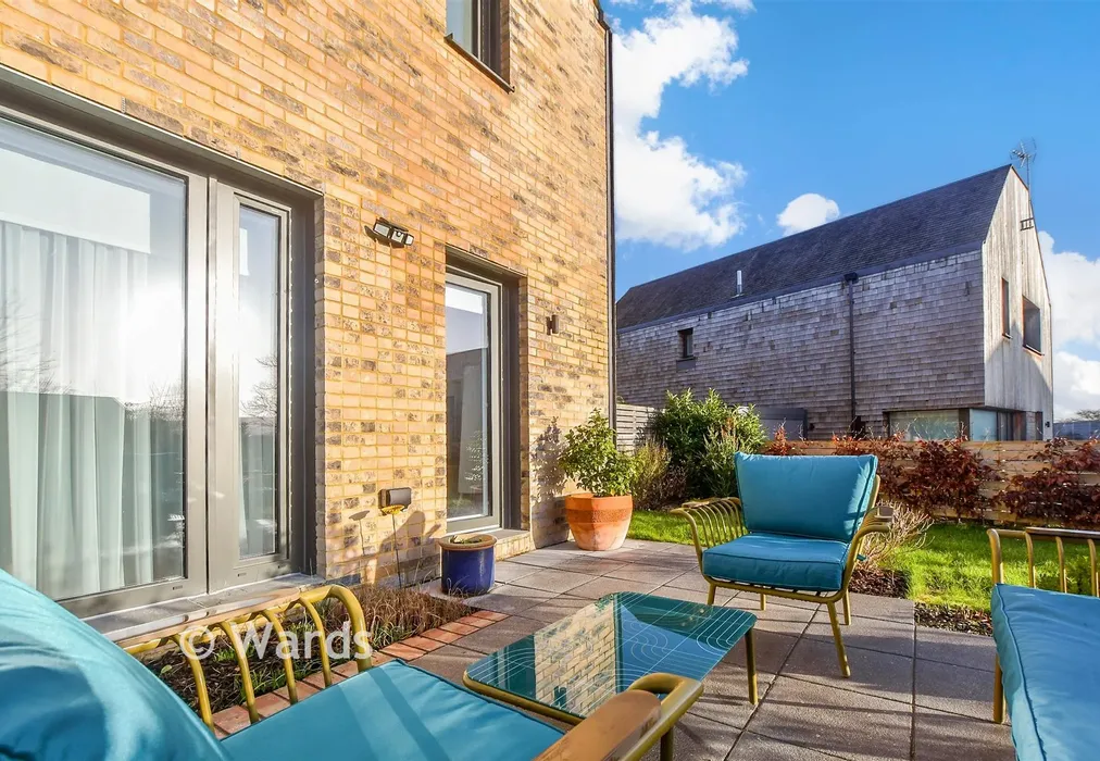 Patio / Decking - Hernhill, Faversham, Kent - Wards of Kent