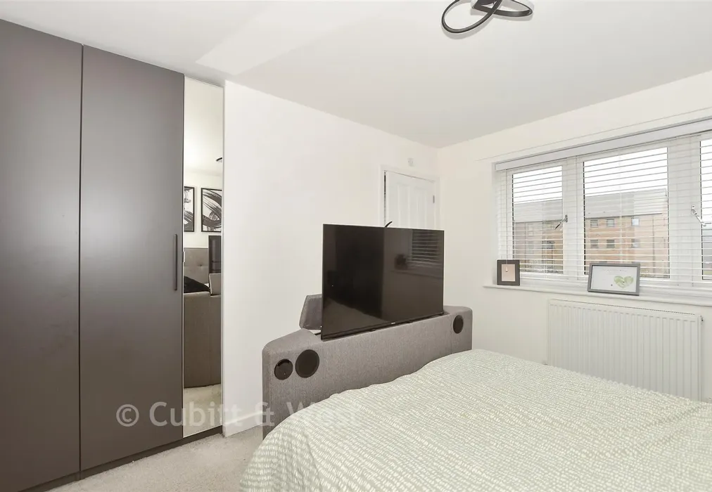 Bedroom 1 - Denchy Mead, Burgess Hill, West Sussex - Wards of Kent