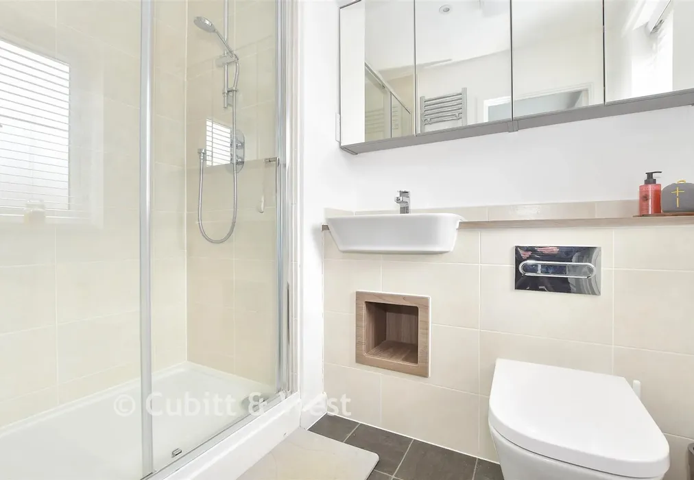 En-Suite Shower Room - Denchy Mead, Burgess Hill, West Sussex - Wards of Kent