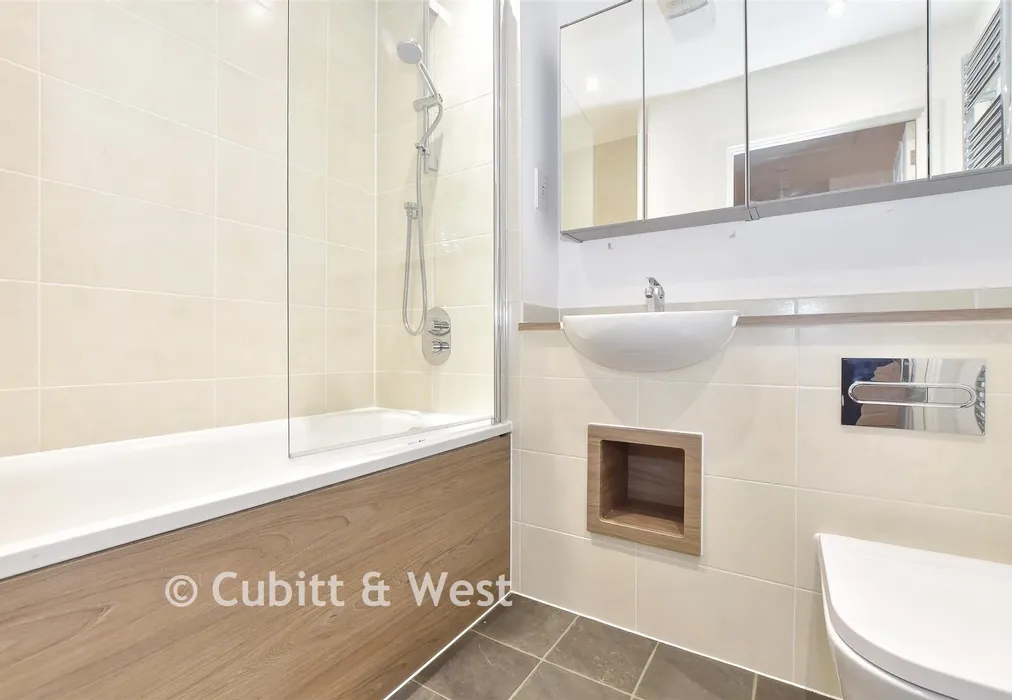 Bathroom - Denchy Mead, Burgess Hill, West Sussex - Wards of Kent
