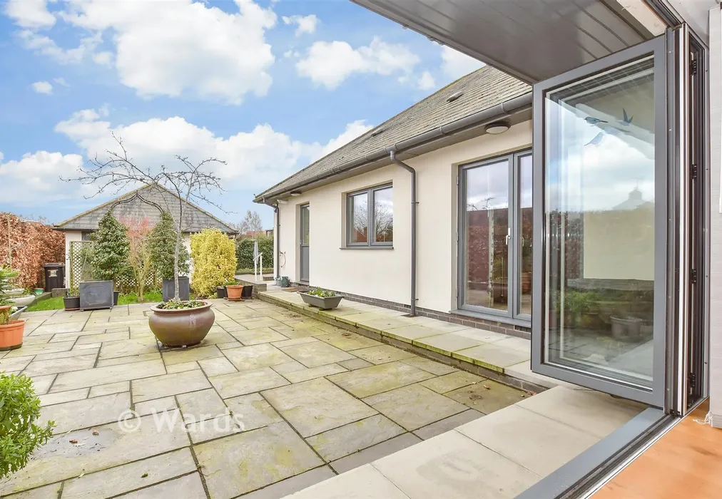 Side Garden - College Way, Wingham, Canterbury, Kent - Wards of Kent