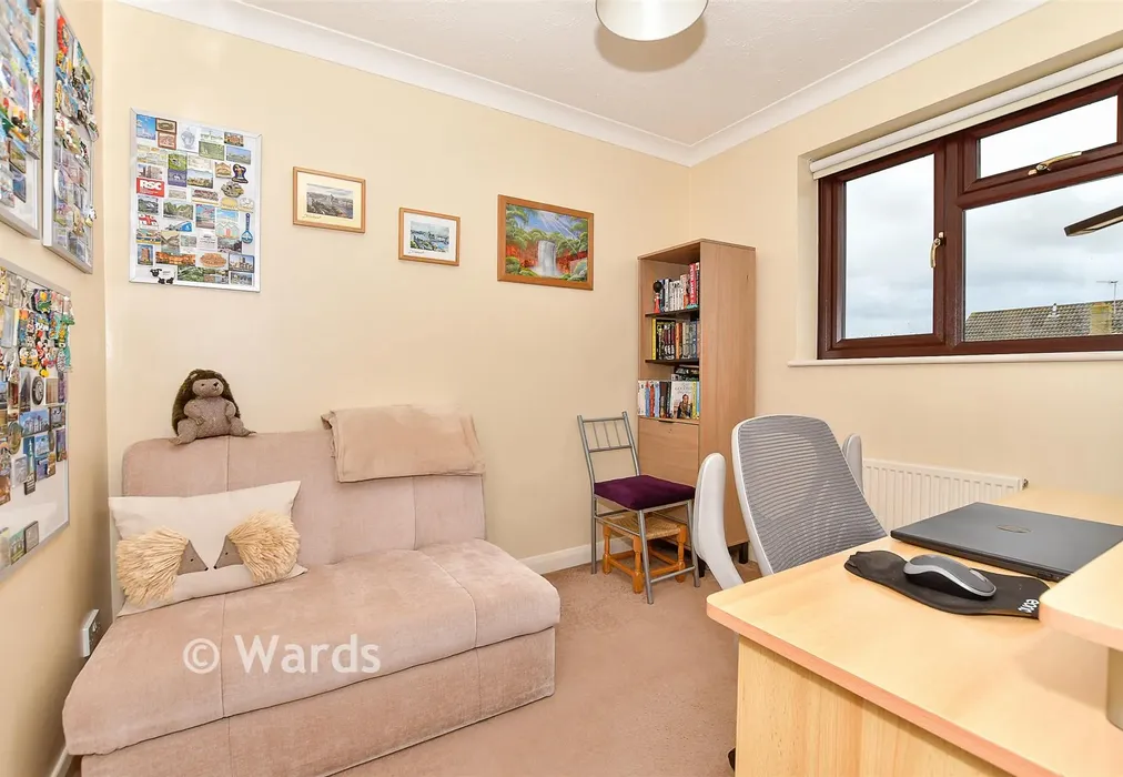 Bedroom 3 - Chaffinch Way, Paddock Wood, Tonbridge, Kent - Wards of Kent