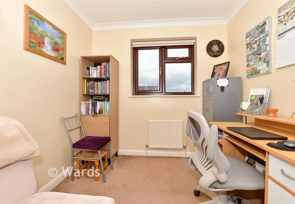 Bedroom 3 - Chaffinch Way, Paddock Wood, Tonbridge, Kent - Wards of Kent