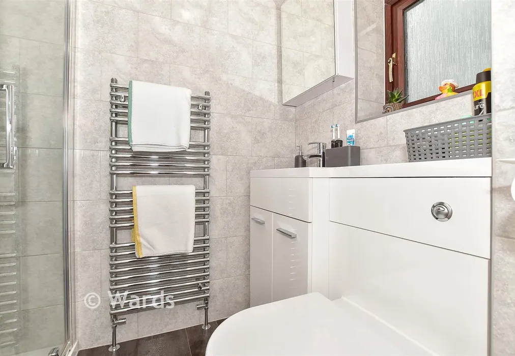 En-Suite Shower Room - Chaffinch Way, Paddock Wood, Tonbridge, Kent - Wards of Kent