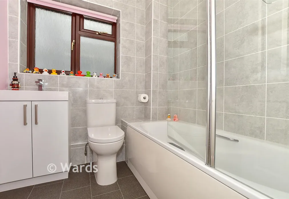 Bathroom - Chaffinch Way, Paddock Wood, Tonbridge, Kent - Wards of Kent