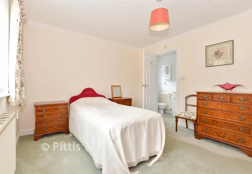 Internal Lifestyle Photograph - The Orchard, Brighstone, Newport, Isle of Wight - Wards of Kent