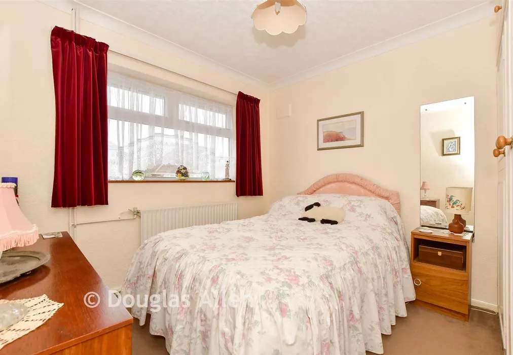 Bedroom 2 - Alderwood Drive, Abridge, Essex - Wards of Kent