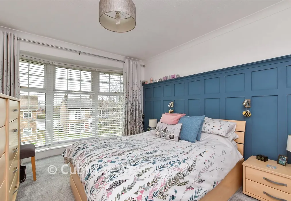 Lounge - Christie Avenue, Ringmer, Lewes, East Sussex - Wards of Kent