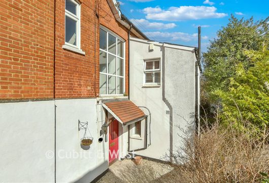 Croydon Road, Caterham, Surrey - Wards of Kent