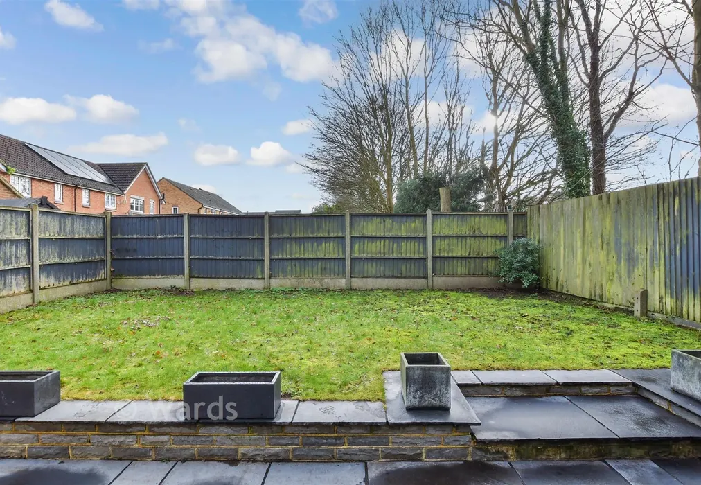 Rear Garden - Stratford Drive, Maidstone, Kent - Wards of Kent