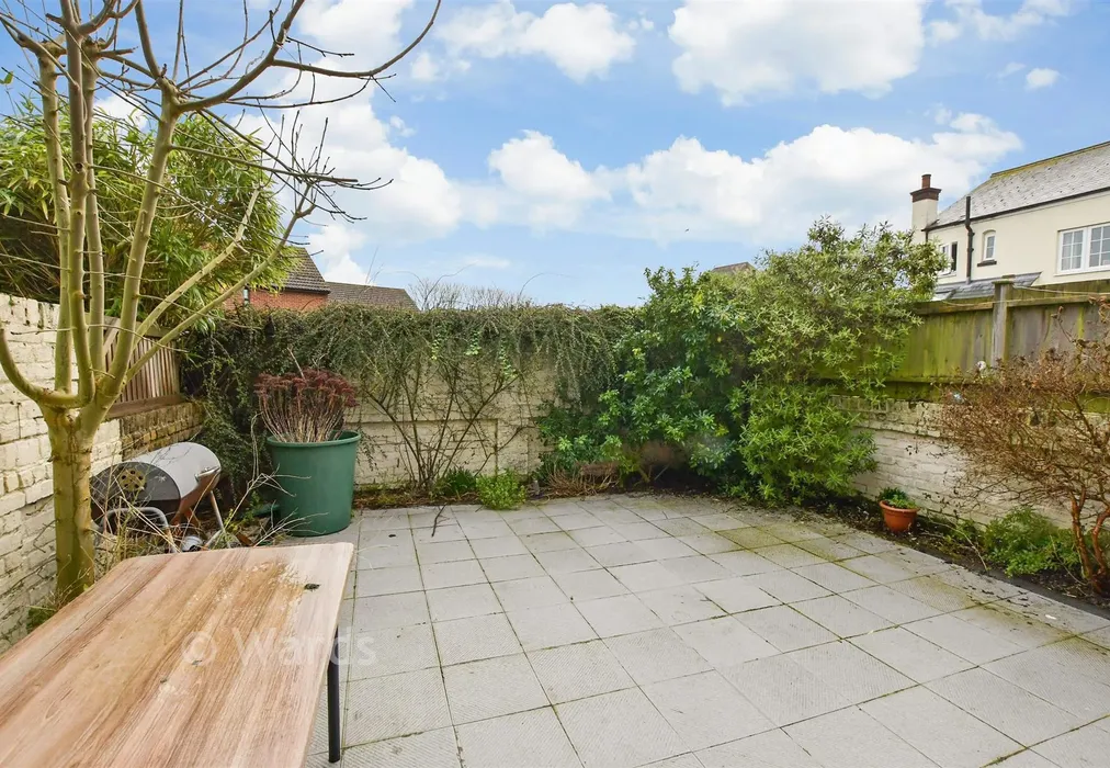 Rear Garden - Grosvenor Road, Broadstairs, Kent - Wards of Kent