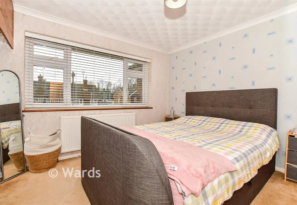 Bedroom 1 - Salisbury Road, Tonbridge, Kent - Wards of Kent