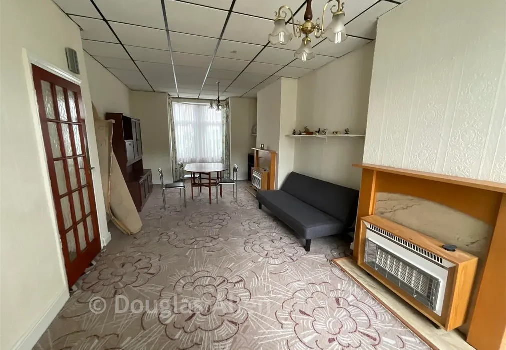 Lounge - Winchester Road, Chingford - Wards of Kent