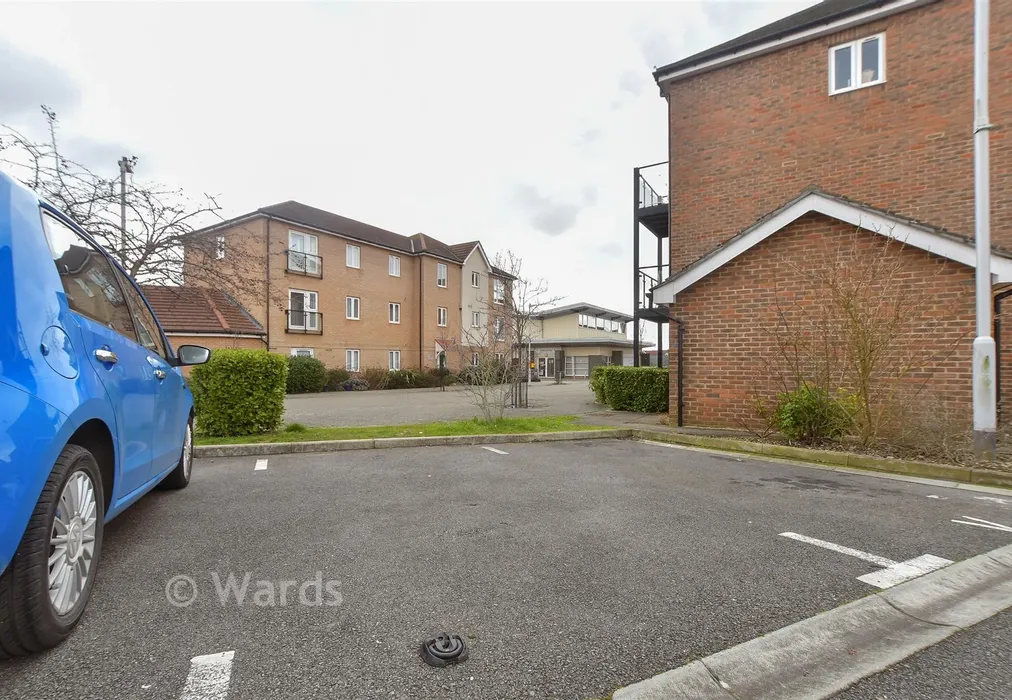 Driveway/Parking - Thistle Hill Way, Minster On Sea, Sheerness, Kent - Wards of Kent