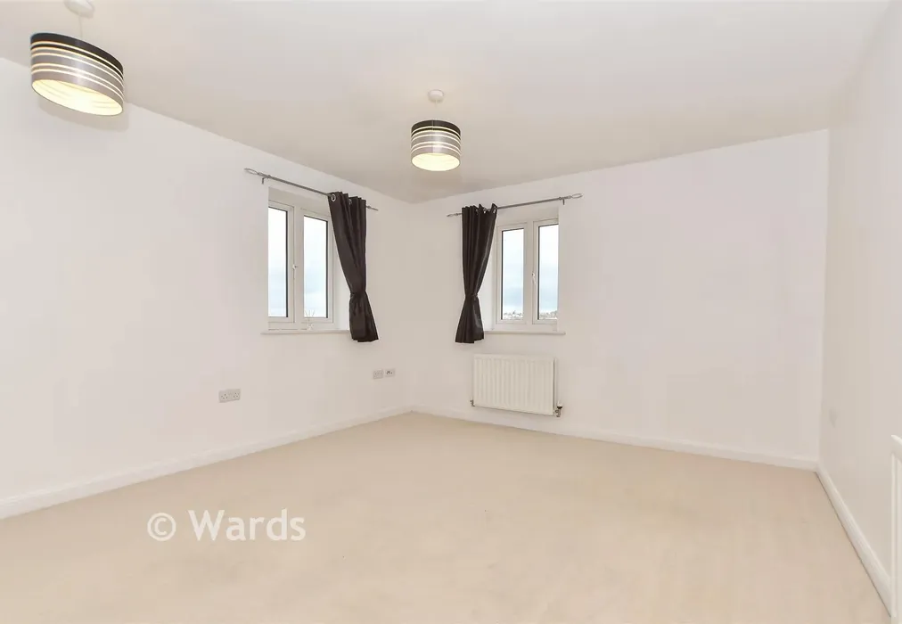 Lounge/Diner - Thistle Hill Way, Minster On Sea, Sheerness, Kent - Wards of Kent