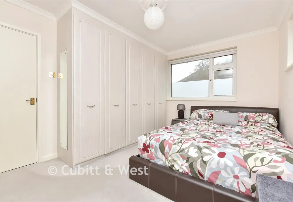 Bedroom 1 - Courtlands Crescent, Banstead, Surrey - Wards of Kent
