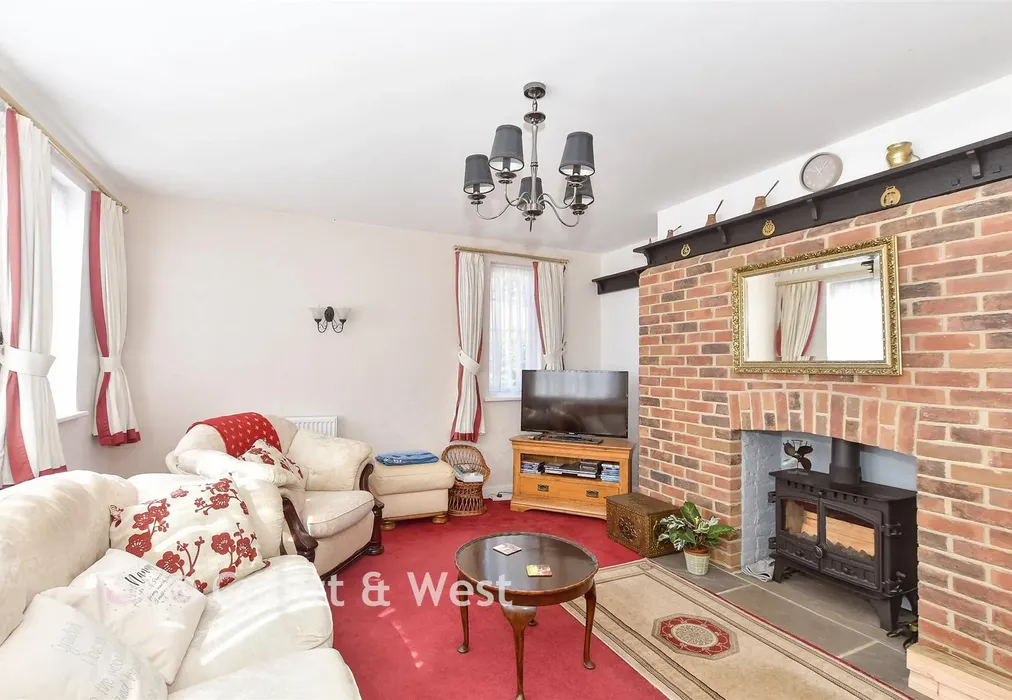 Lounge - Saint Hill Road, East Grinstead, West Sussex - Wards of Kent