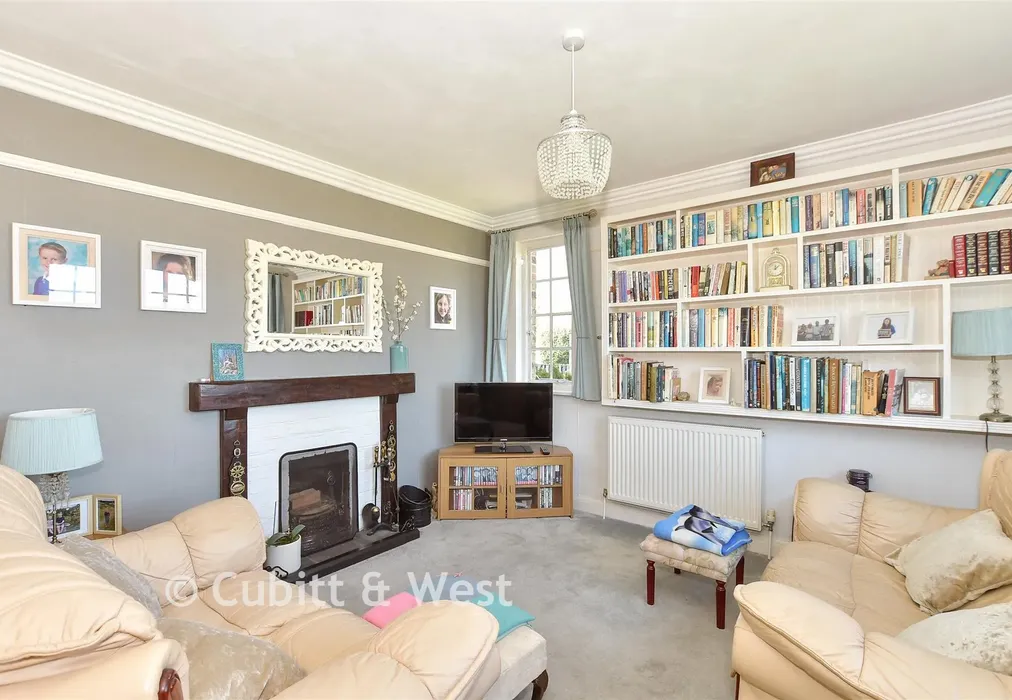 Snug - Saint Hill Road, East Grinstead, West Sussex - Wards of Kent
